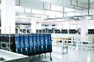 Shenzhen Qunmao Display Technology Co., Ltd.