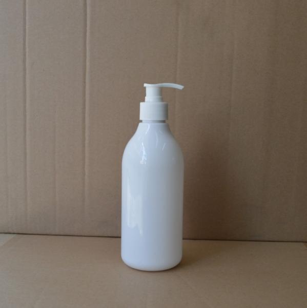 PET 500 ml empty shampoo bottle in white color