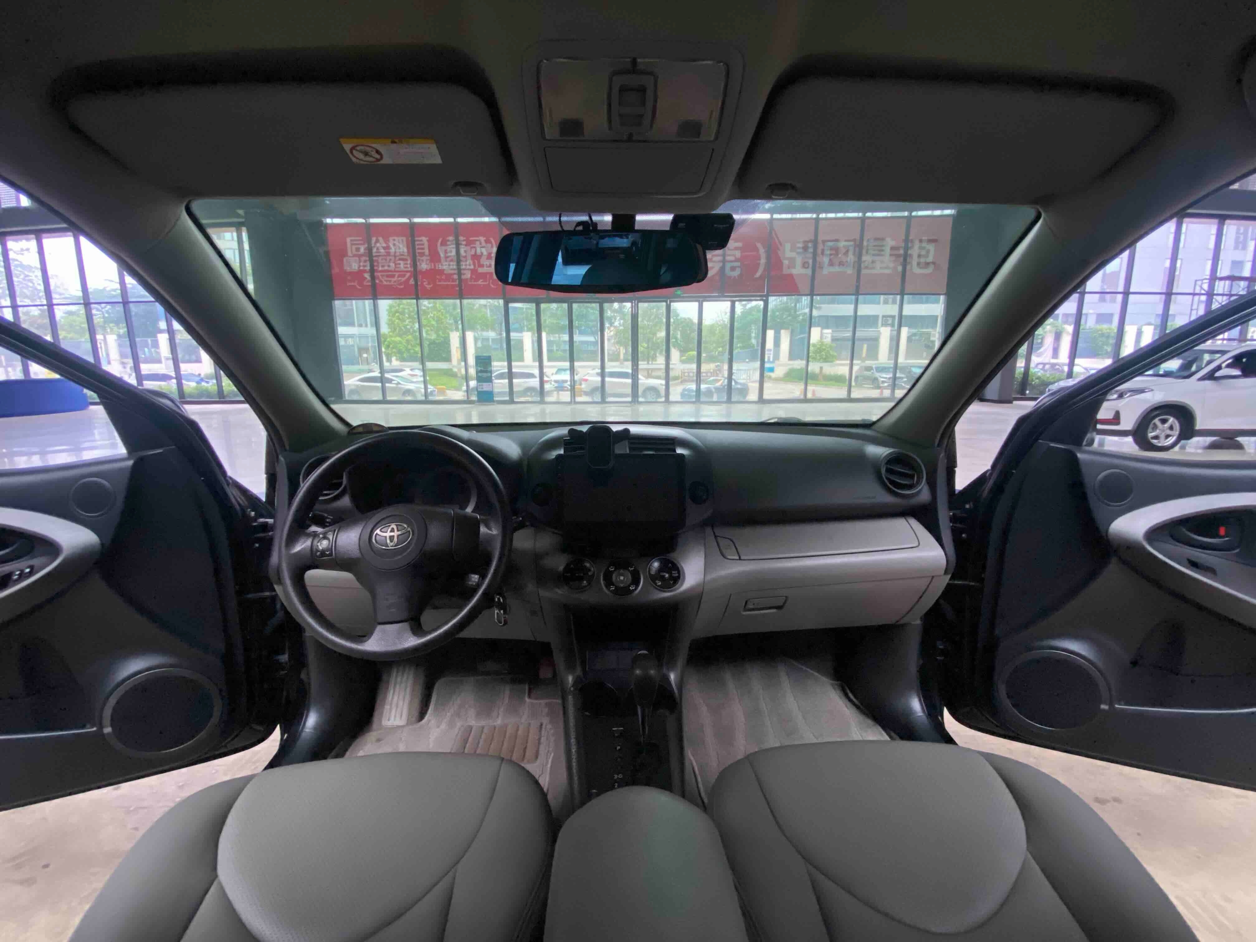Used 2009 Toyota RAV4 2.0L Automatic Classic Edition Compact SUV 150Ps Naturally Aspirated 4AT