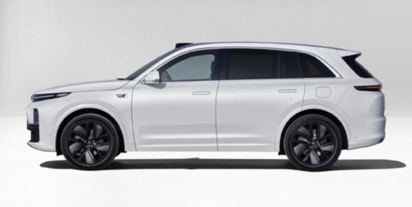 7 lugares SUV totalmente elétrico Lixiang L7 Pro Veículos de Nova Energia 4,5m comprimento
