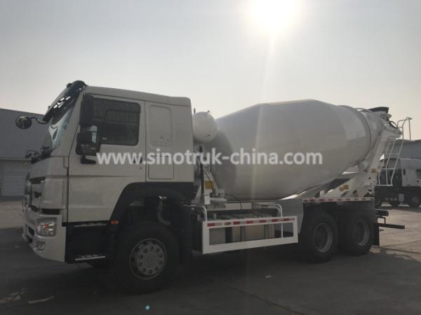 336hp Engine 6×4 Howo Concrete Mixer Truck Steel Structure With 10cbm Tanker