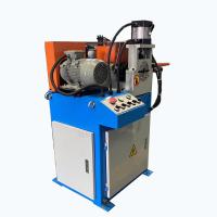 Machine de ébavurage et de chamfreinage de double tube simple automatique d'extrémité