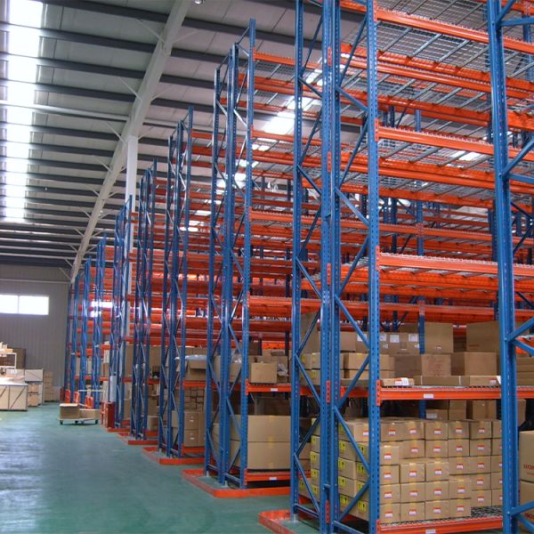 Q355B Steel Narrow-Aisle Pallet Racking for Cold Storage with Corrosion Resistance and High Storage Density