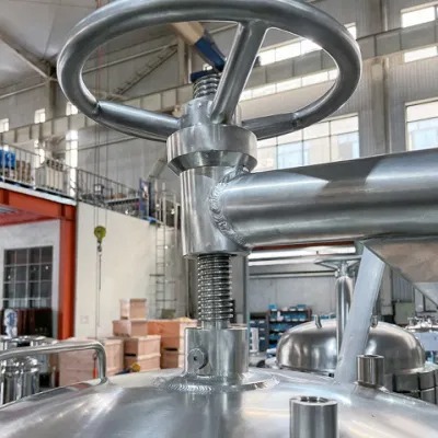 Système industriel de purification de l'eau en acier inoxydable avec remplacement facile du filtre