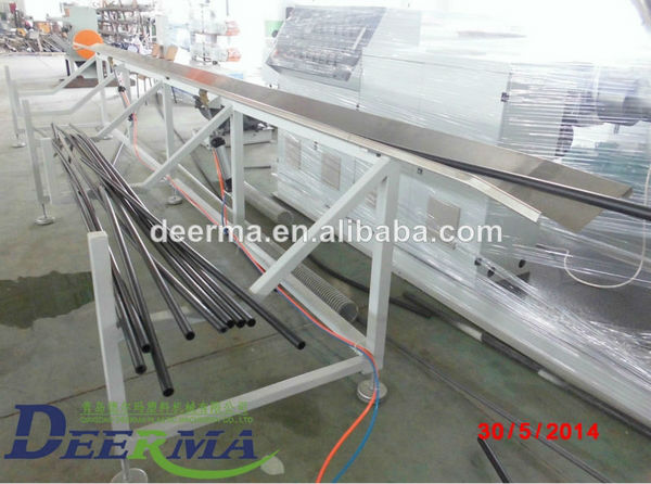 80 kg/h - 120 kg/h Machine d'extrusion de tuyaux de polyéthylène 20 - 63 mm Machine d'extrusion de polyéthylène