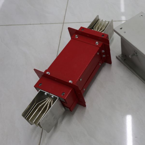 Conducto de barra de baja tensión resistente al fuego e impermeable para transmisión de energía