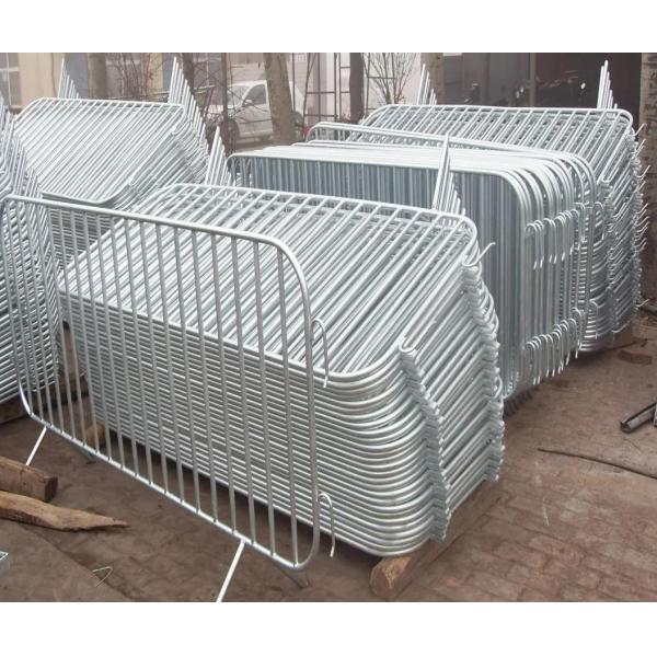 Окунутое горячее ног Китая оптовое плоское гальванизировало стальной кукареканный барьер безопасности баррикады барьера контроля пешеходный