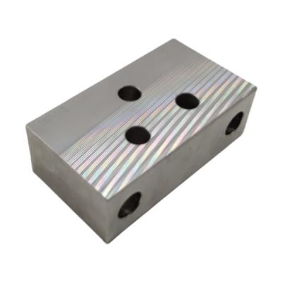 Partes de aluminio de fresado CNC de alta precisión con superficies mecánicas