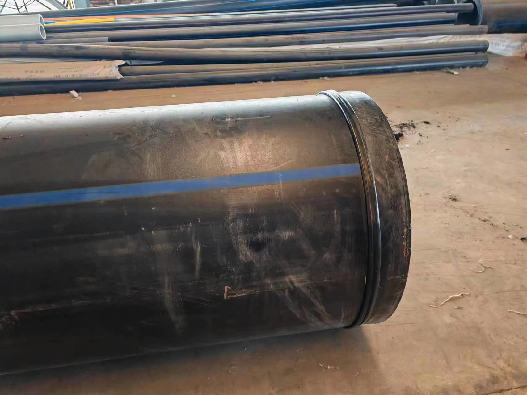 Высокая плотность пенится заполненная драгируя труба DN900 HDPE как драгируя плавучий док оборудований