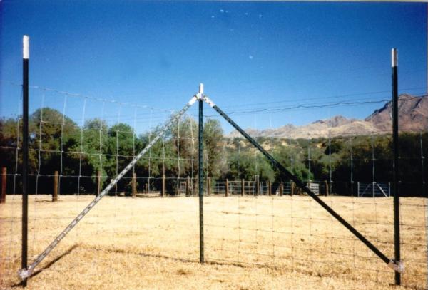 Logistics Park Chain Link Fence Loading Dock