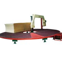 La découpeuse d'éponge de matelas de table ronde peut couper le bloc de l'éponge 3-5 en même temps