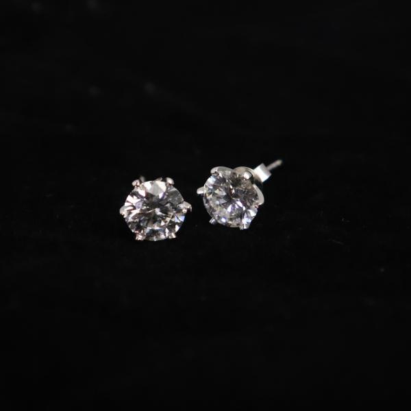 Wholesale 18K White Gold Plated 1CT Lab Diamond Stud Earring Fashion Jewelry for Weddings & Parties Rhodium Setting