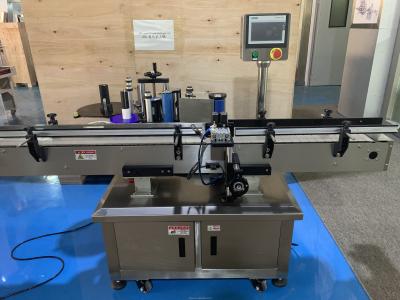 Engarrafamento novo de 220V/50HZ Ailusi auto que tampa e máquina de etiquetas