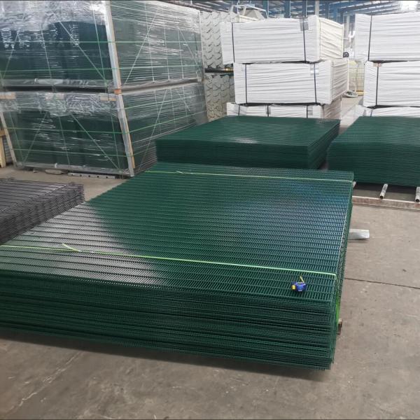 Pvc Coated 358 Anti Climb Fence Hole Opening 1/2X3 358 Security Fence