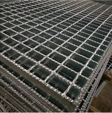 Hot Dipped Galvanized Serrated Steel Grating High Strength Drain Cover for Outdoor Use