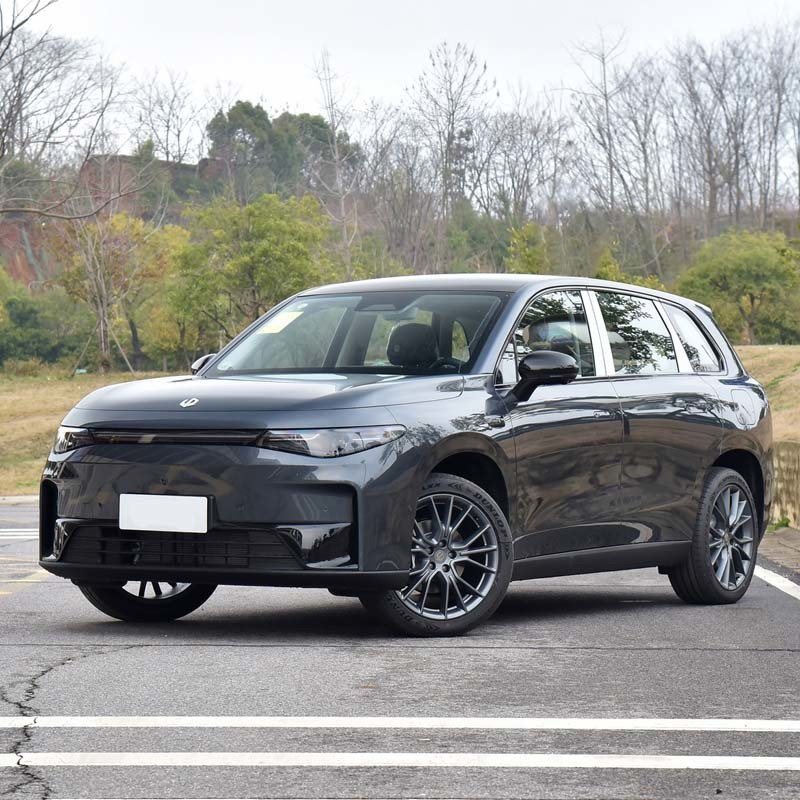 Испанский язык 2024 Leapmotor C10 EV Электрический внедорожник 530 Comfort Edition с 5 местами