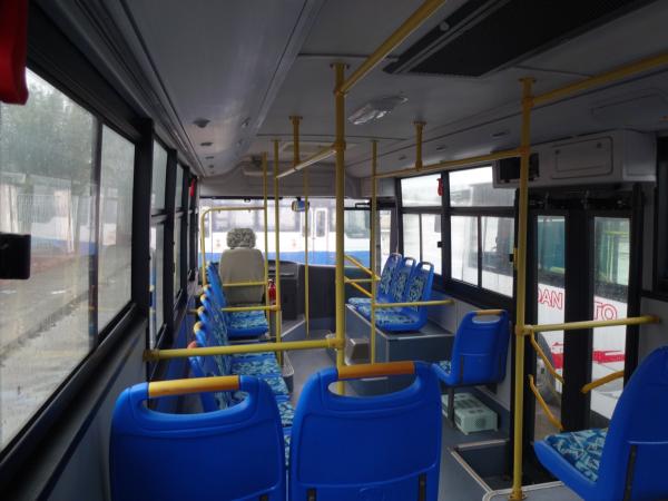 G Type Public Transport Bus 12-27 Seats , Tourism CNG Powered Bus 7.7 Meter Length