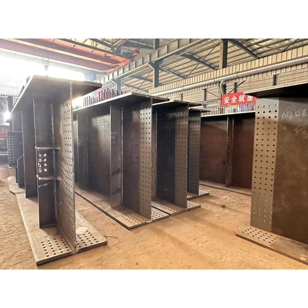 Многоэтажное сборное стальное здание Коммерческое строительство Металлические конструкции