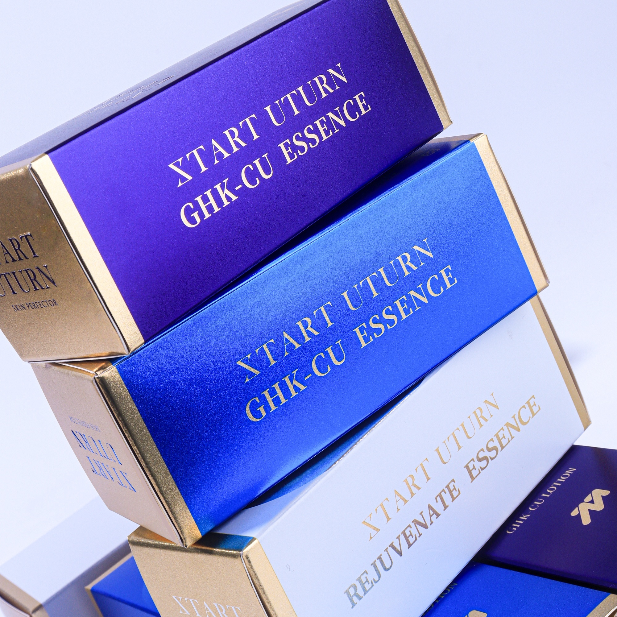 Luxury Gradient Blue Purple Cosmetic Rigid Box Gold Foil Edge Skin Care Packaging with Geometric Design