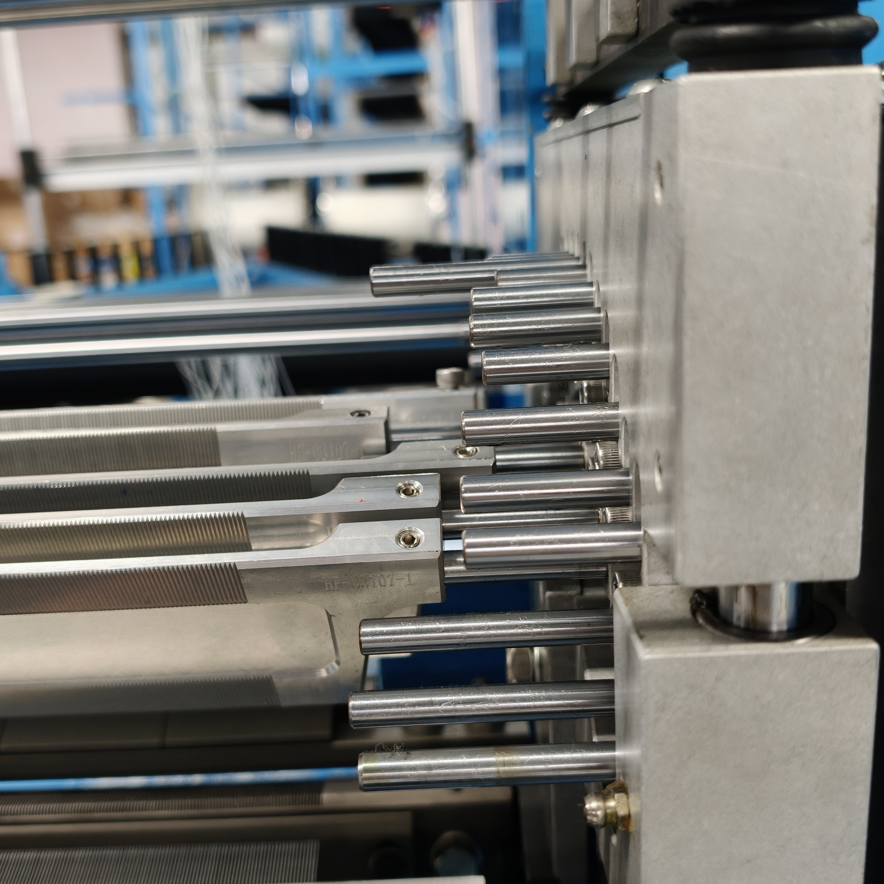 B16 Computer Jacquard Crochet Machine high‑speed Equipped with 16‑servo‑motor Drive