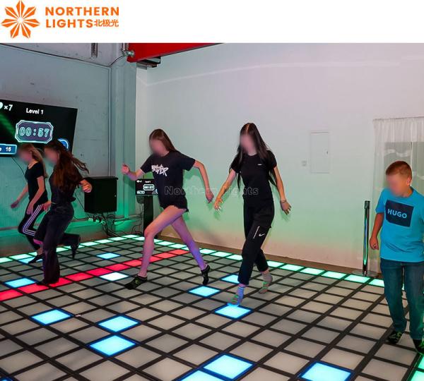Preço de fábrica Super Grid Game 30cm Lâmpada de jogos ativa Interativo Led Dance Floor