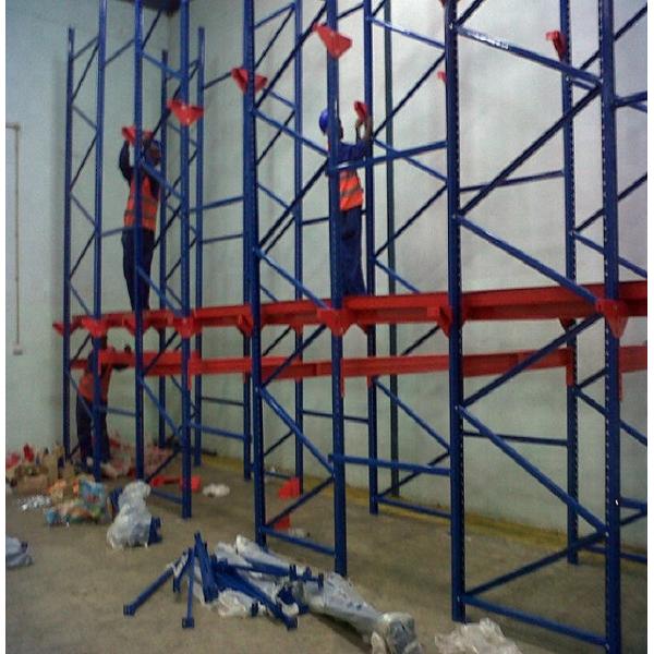 Industrial Drive In Drive Through Racking System Heavy Duty Steel Q235 Material