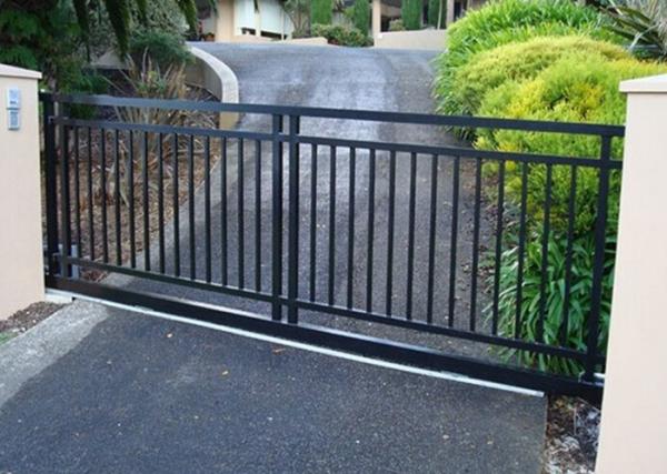 Durable Motorised Metal Sliding Gates Powder Coated For Wall Compound