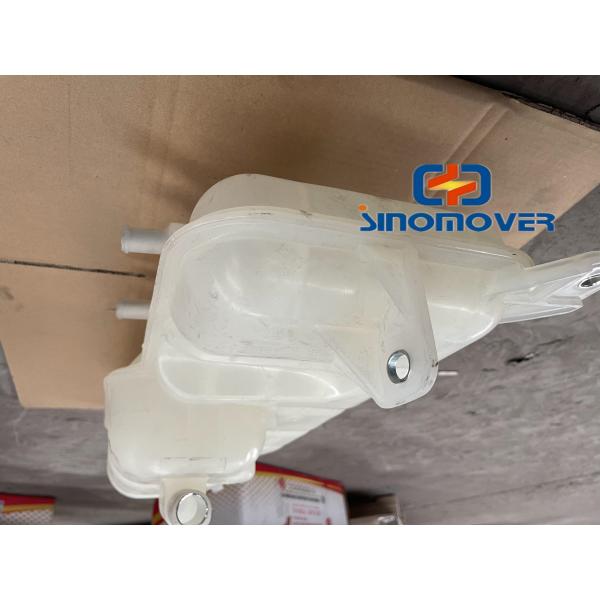 WG9719530260 Truck Expansion Tank Original Sino Trucks Spare Parts