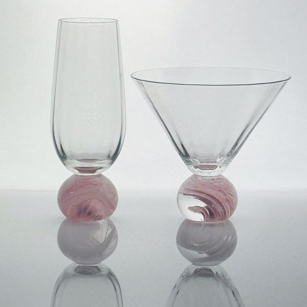 High Clarity Pink Cloud Crystal Wine Glass Set Designed For In Restaurants Bars And Wine Tasting Events Offering Superior Presentation