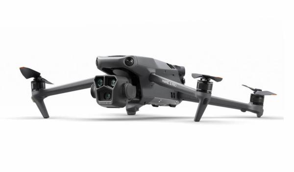Black RC Quadcopter With Camera Mavic 3 PRO Max 45 Min Flight Time