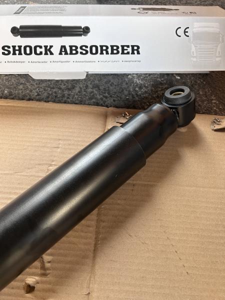 1370267 Shock Absorbers