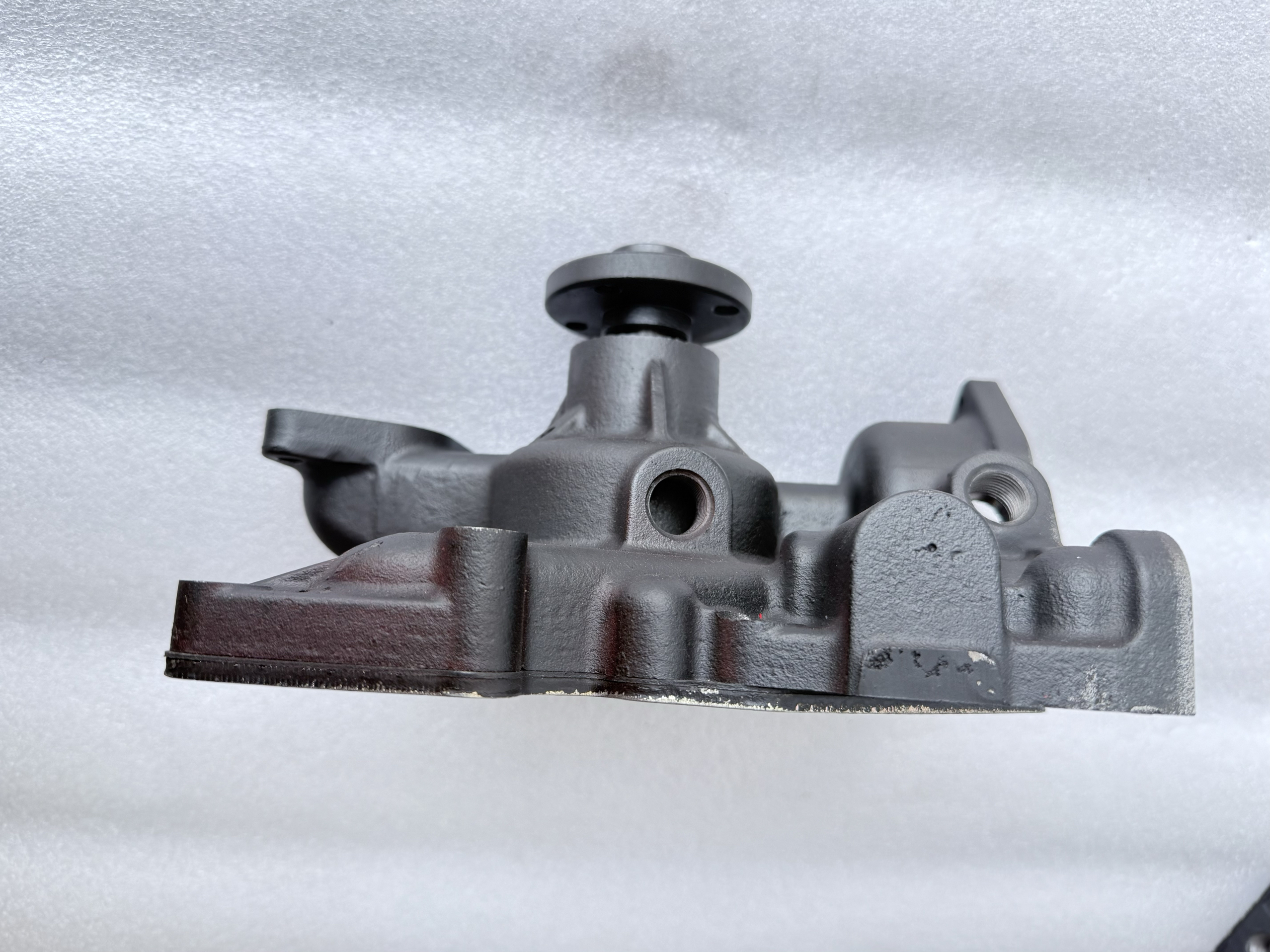 Quanchai V35 Engine Agricultural Construction Machinery Roller No. 2409531810019 Harvesters 1 Year Metal 5kg 30x30x30cm