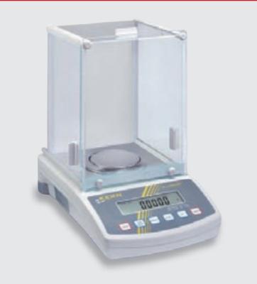 Equilíbrio analítico eletrônico do CE 0.1mg Digitas com o protetor plástico antiestático do esboço
