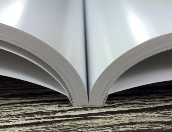 Grânulo do acetato do vinil de EVA Hot Melt Adhesive Ethylene da encadernação