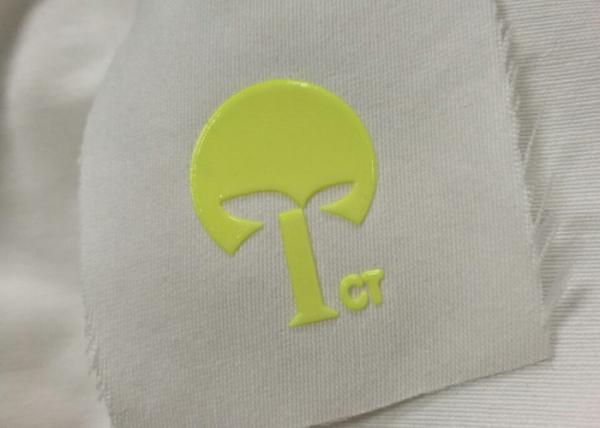 Étiquettes de transfert de chaleur sans plomb pour T-shirts