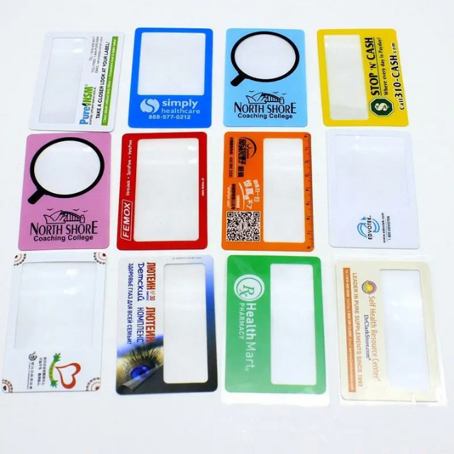 Custom Logo Credit Card Magnifier Pocket Plastic Magnifying Glass Business Cards for Wallet