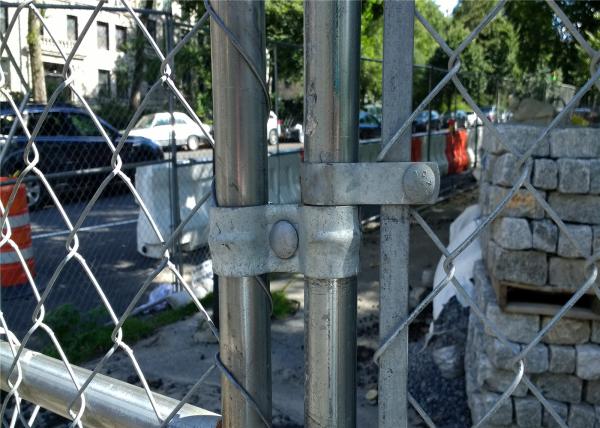 Portable 6ft X 12ft Temporary Chain Link Fence Diameter 2.5mm / 2.7mm
