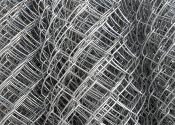 6Ft X 50Ft 50X50mm Hole Chain Link Fence Mesh Hot Dipped Hardware  Galvanized Cloth Fencing