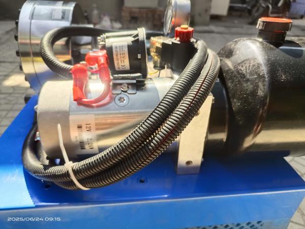 1 インチ 7 ダイ 1-4 層ホース 液圧回し機 / ホース回し機 高圧 6-25mm 青色 12v/24V