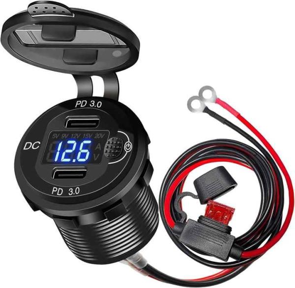 Chargeur de voiture en aluminium USB C 12V Promo avec deux ports PD3.0 et adaptateur de prise intégré