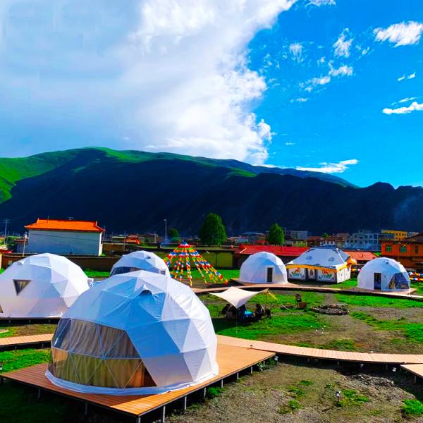 Hemispherical Hotel Living Geodesic Dome Tent For Outdoor Camping