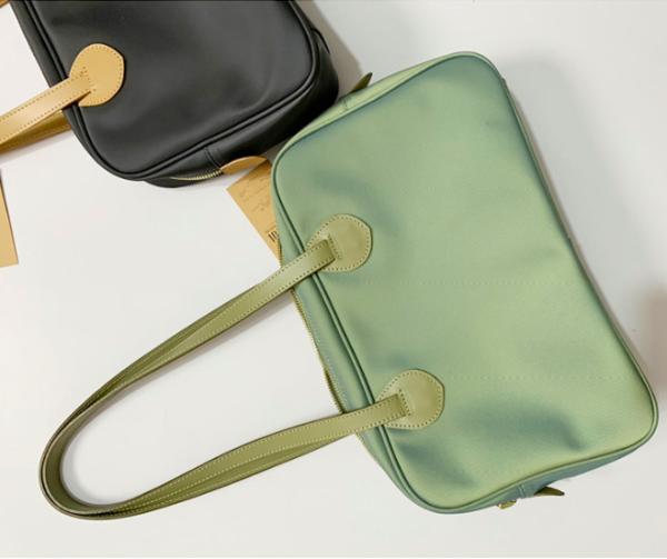 Green PU Shoulder Bag 35cm 21cm Nylon Tote Bag With Zipper