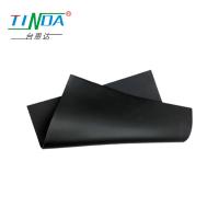 Hoja de caucho conductor negro altamente flexible para protección EMI