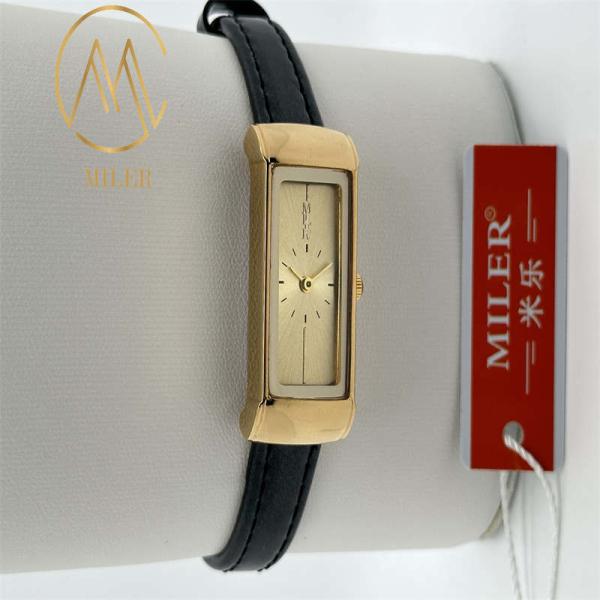 Fashion Design Women Quartz Wrist Watch Black / Red Band Color Special Features Waterproof