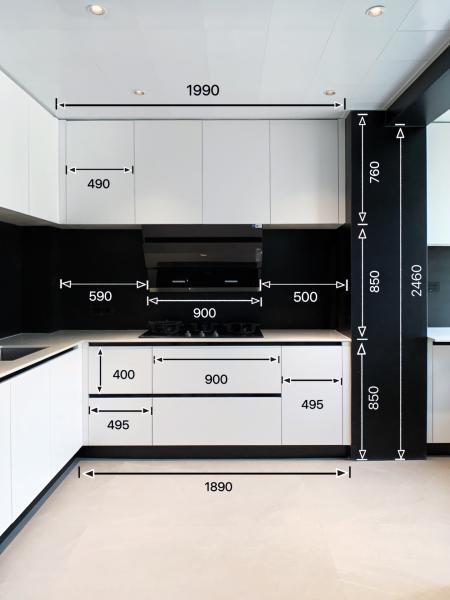 Armoire de cuisine de luxe en bois avec porte blister en PVC brillant, moderne et durable