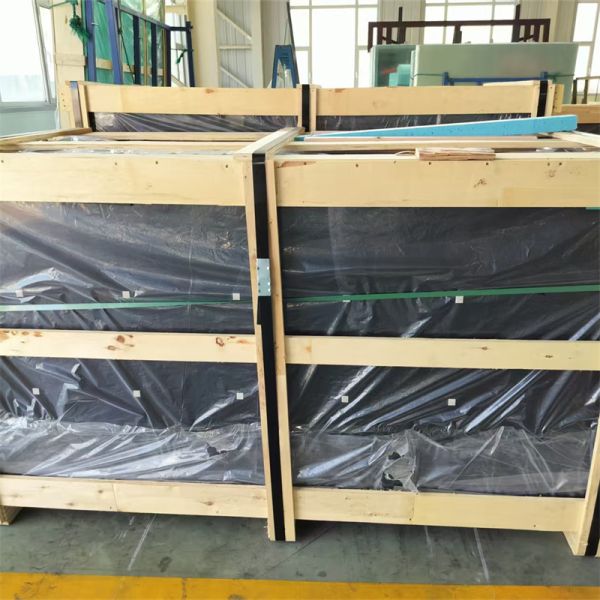 2mm - 19mm Clear Float Glass Solid Float Glass Cut To Size For Construction Interior And Exterior Decoration