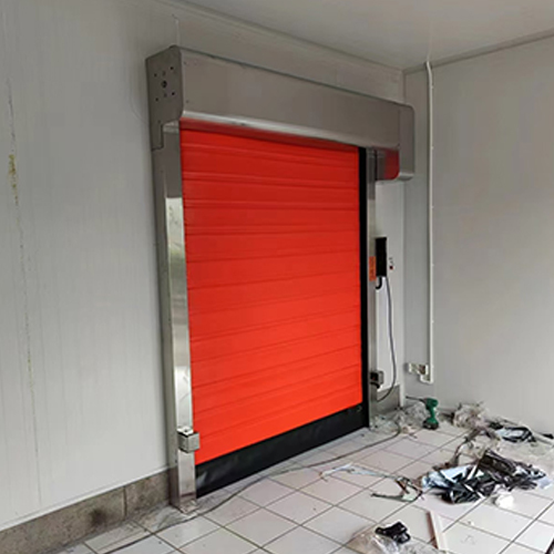 Industrial High Speed Insulated Doors 380V 220V For Indoor Energy Saving Passage