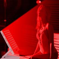 physiothérapie de la lumière 50W rouge établie dans la minuterie pour le soulagement de la douleur