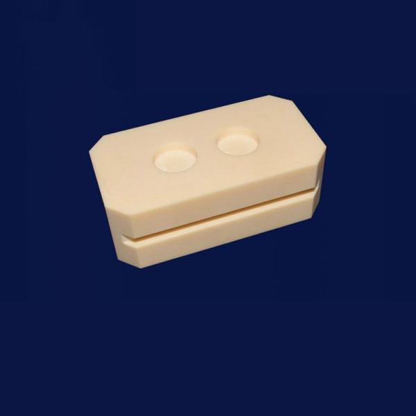 Heat Resistant Blue Ceramic Plate / Machinable Ceramic Block with Good Smoothness