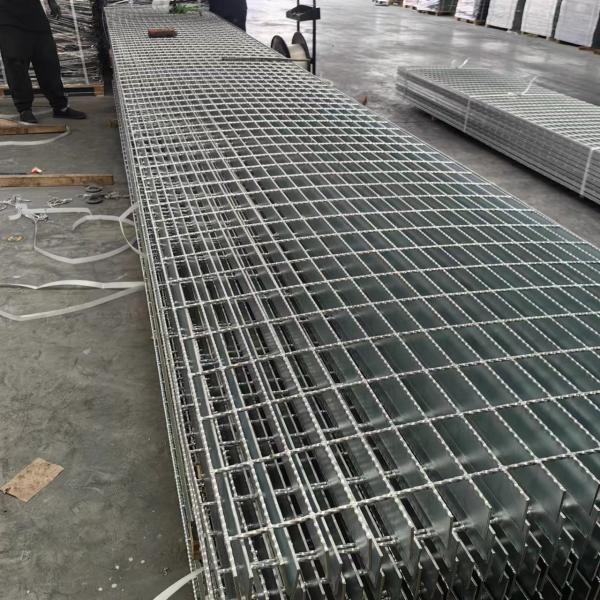 Железные решетки для воздушных судов, выхлопных газов и карбураторов